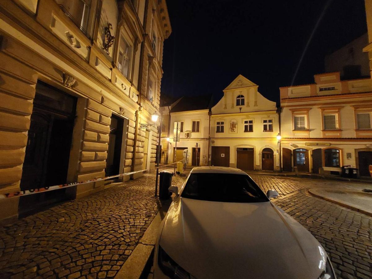 Appartement 2+kk Na Velkem Namesti *